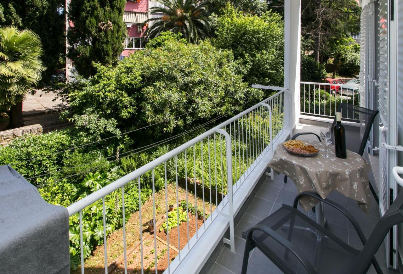 Apartment Lapad Bay Дубровник Екстериор снимка